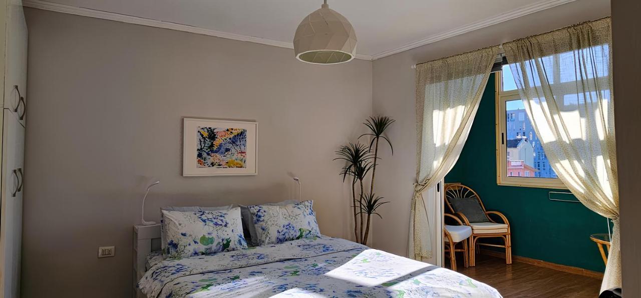 Nuci's Place 2, Sunny With Balcony Near Blloku Apartment *